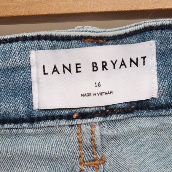 Lane Bryant Signature Fit Boyfriend Capri - Pride Embroidered Light Wash 16 - Picture 6 of 8